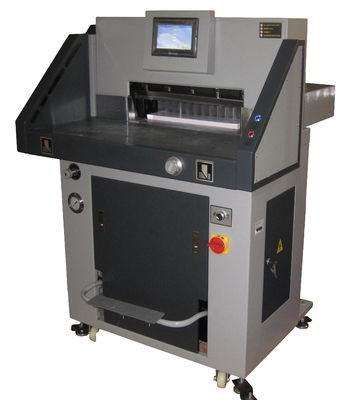 China Cortadores de papel e ajustadores de papel hidráulicos de máquina de corte 520mm para livros fornecedor